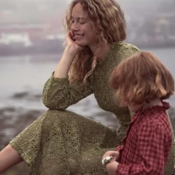 Doen Heirloom Angelique Dress, lace, poire verte, Large, NWT - Picture 2 of 11